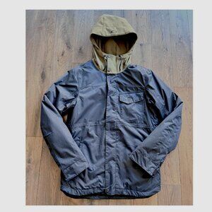 Oakley Core Divisional Recycled Insulated Jacket Size S Navy Green Ski Snowboard